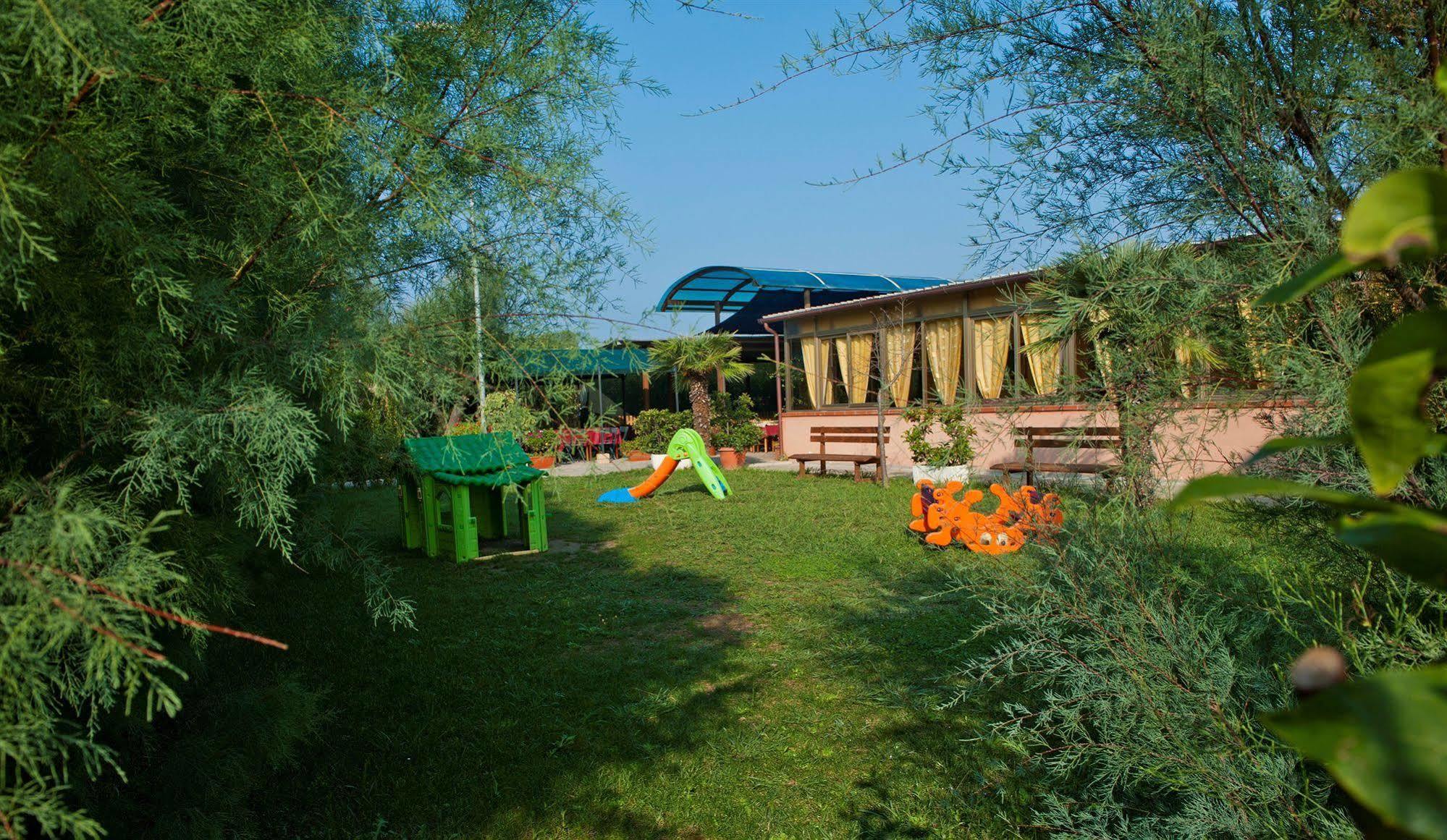 New Camping Le Tamerici Cecina  Εξωτερικό φωτογραφία