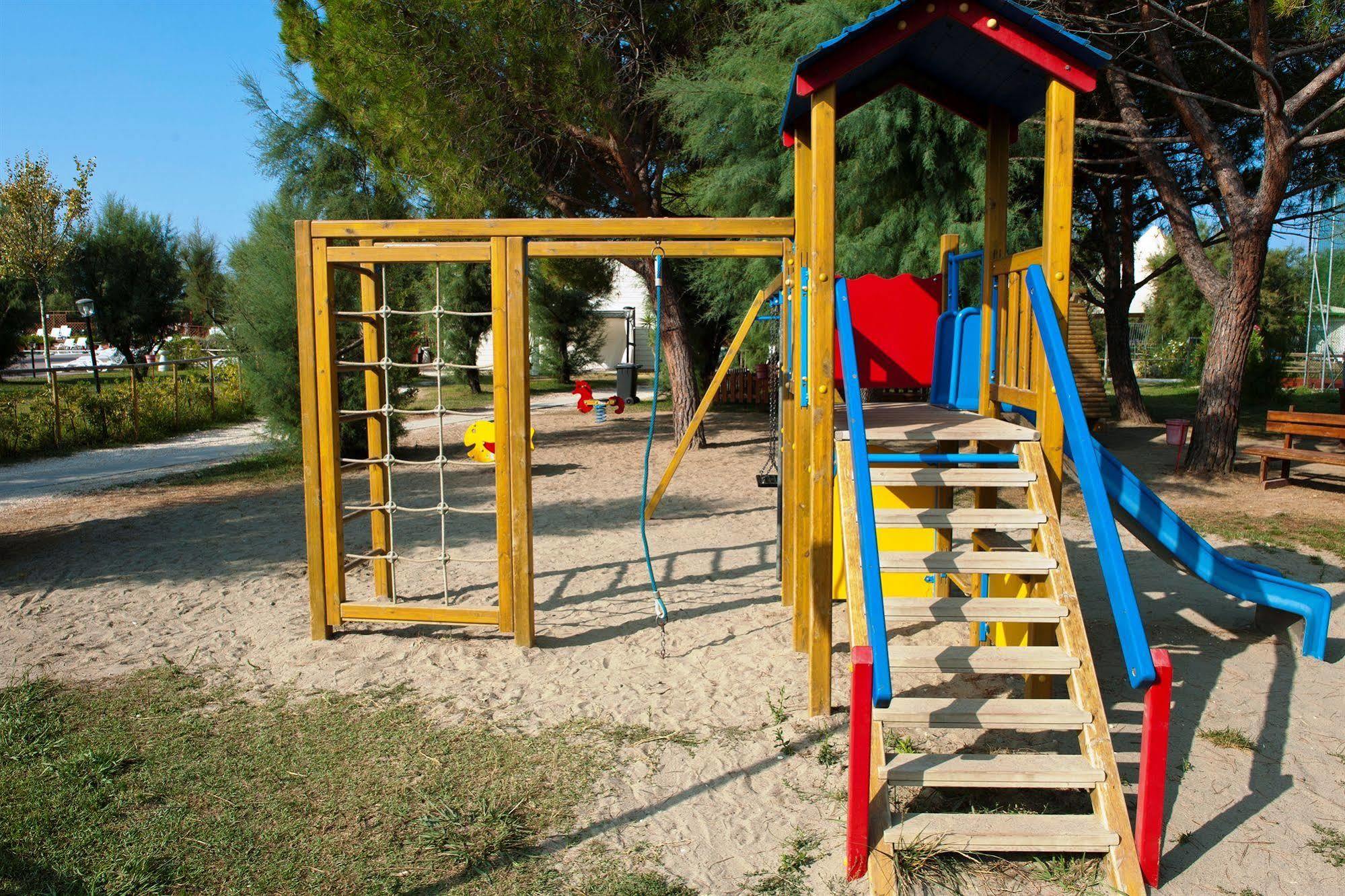 New Camping Le Tamerici Cecina  Εξωτερικό φωτογραφία